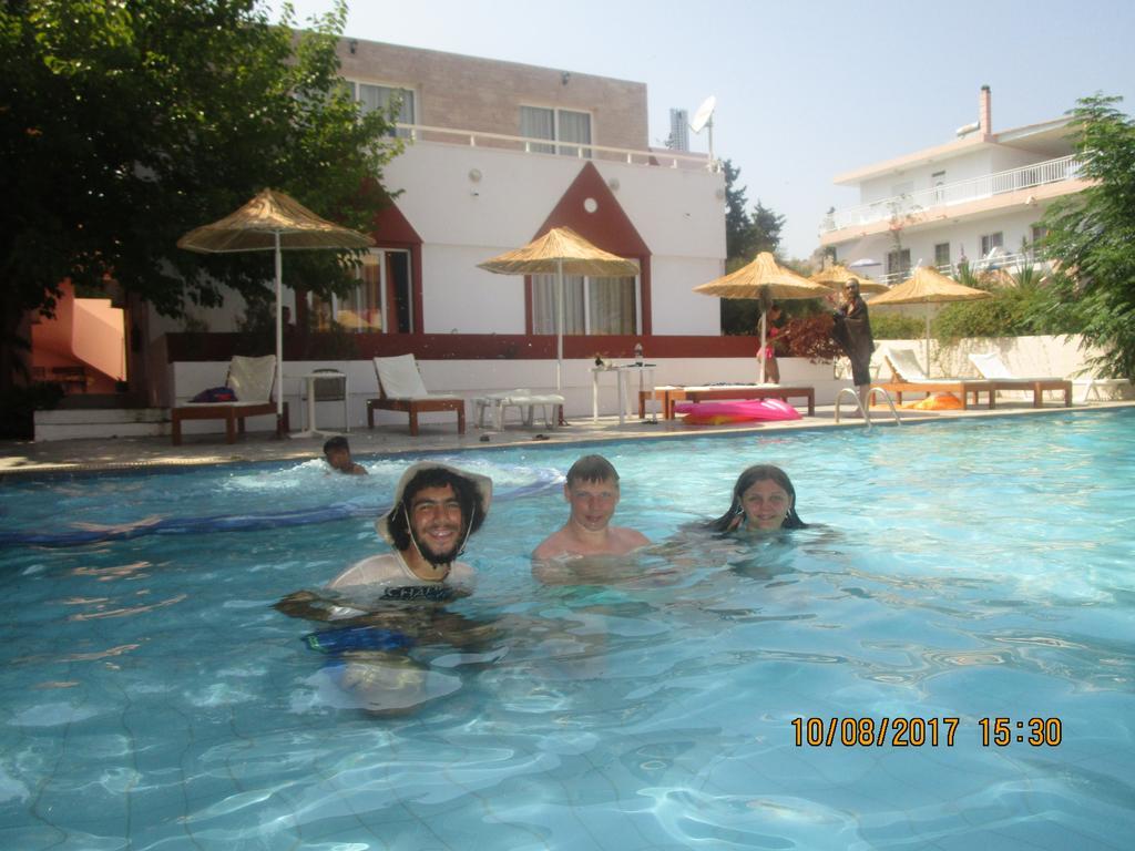 Saint Konstantin Beach Apartments Stegna Zewnętrze zdjęcie